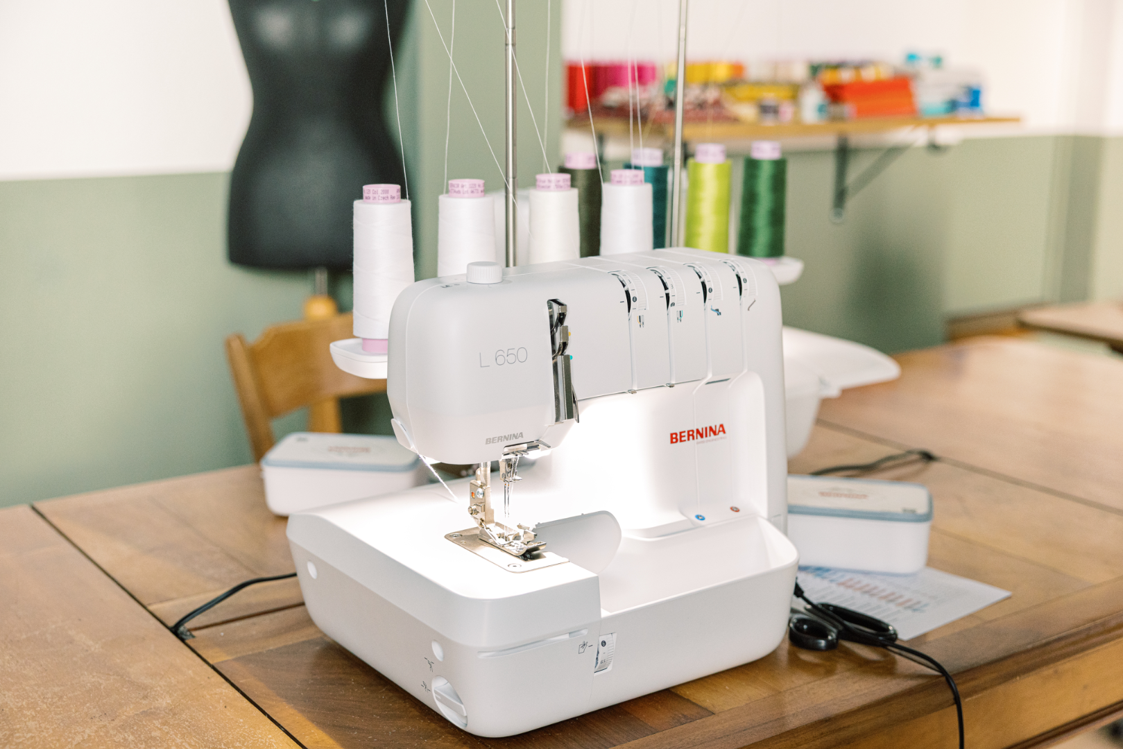 Bernina L 650 – Surjeteuse BERNINA