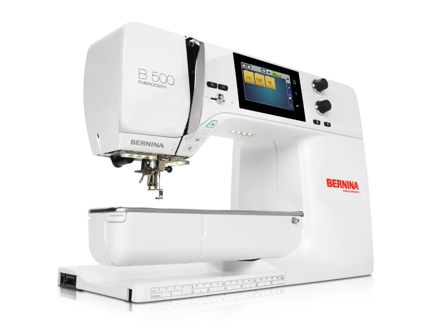 Bernina 500 – Machine à broder – vue dynamique | Bernina Addict