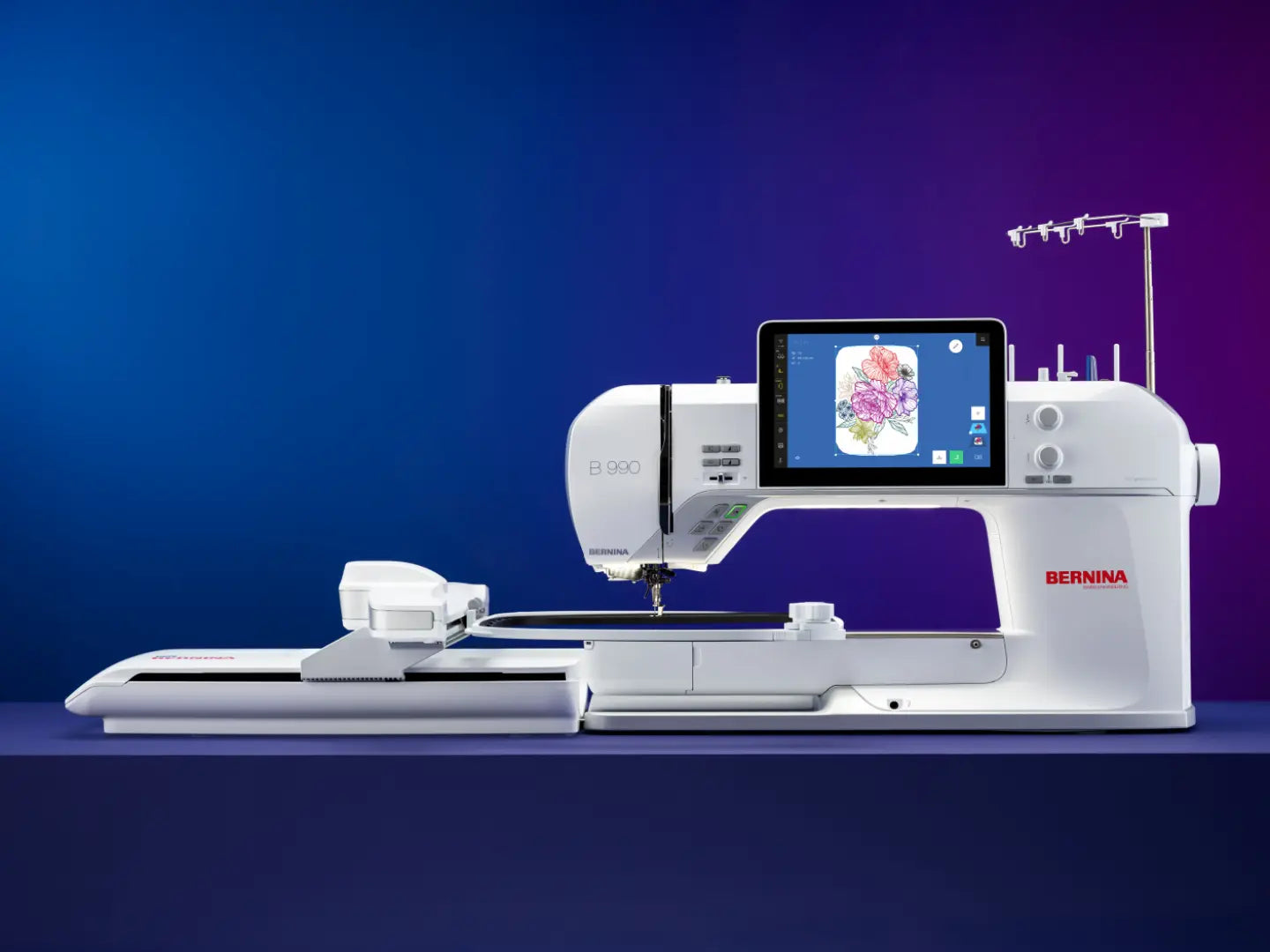 Bernina 990 – Machine à coudre et broder – vue de face | Bernina Addict