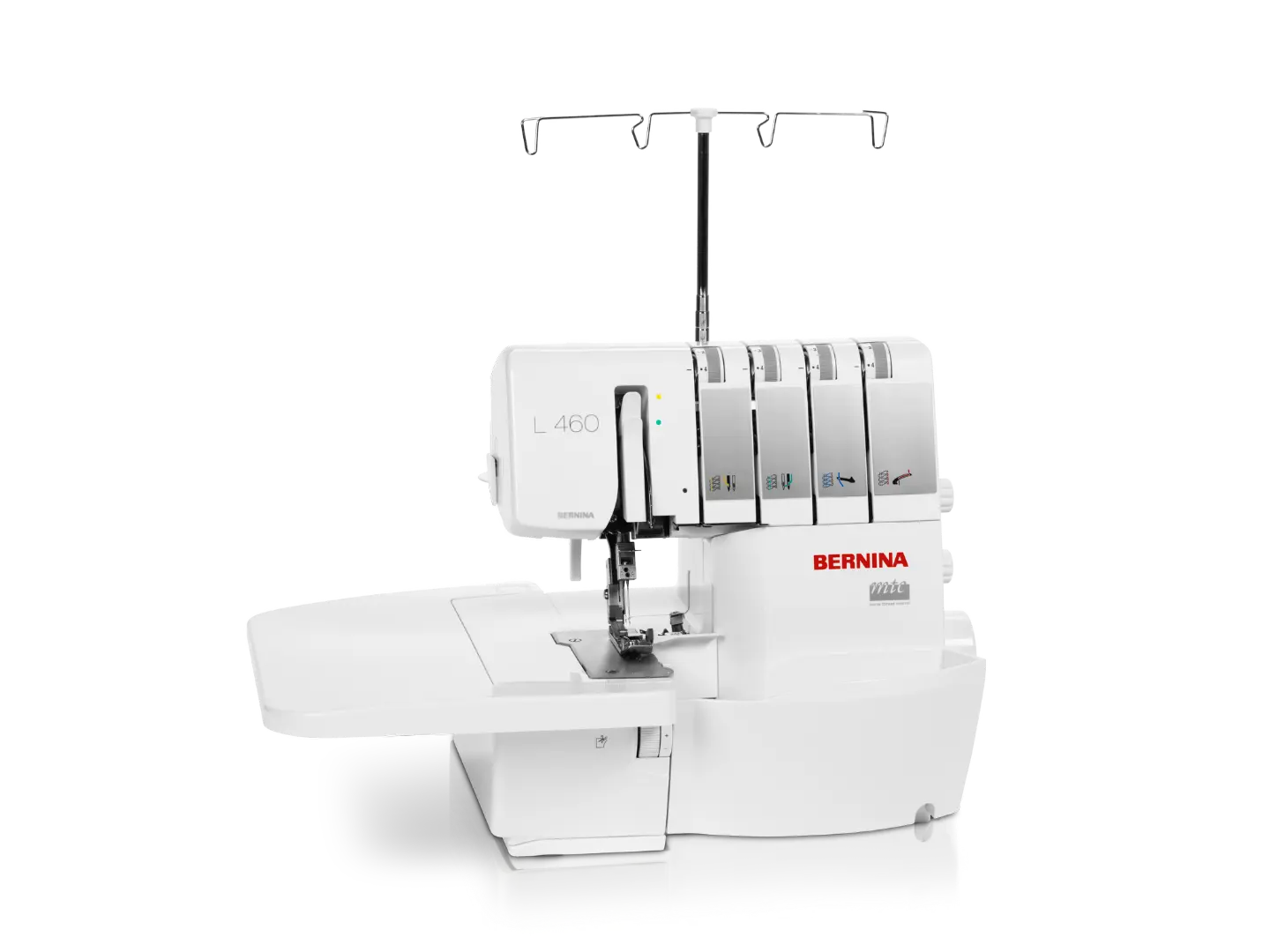 Bernina L 460 – Surjeteuse – vue atelier | Bernina Addict