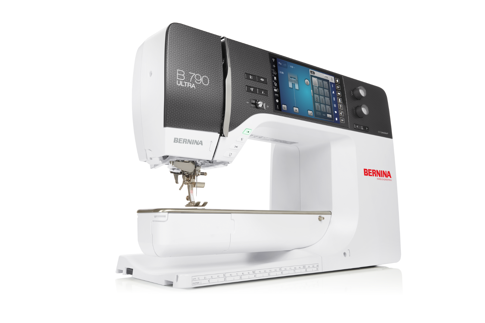 BERNINA 790 ULTRA – Machine à coudre et à broder