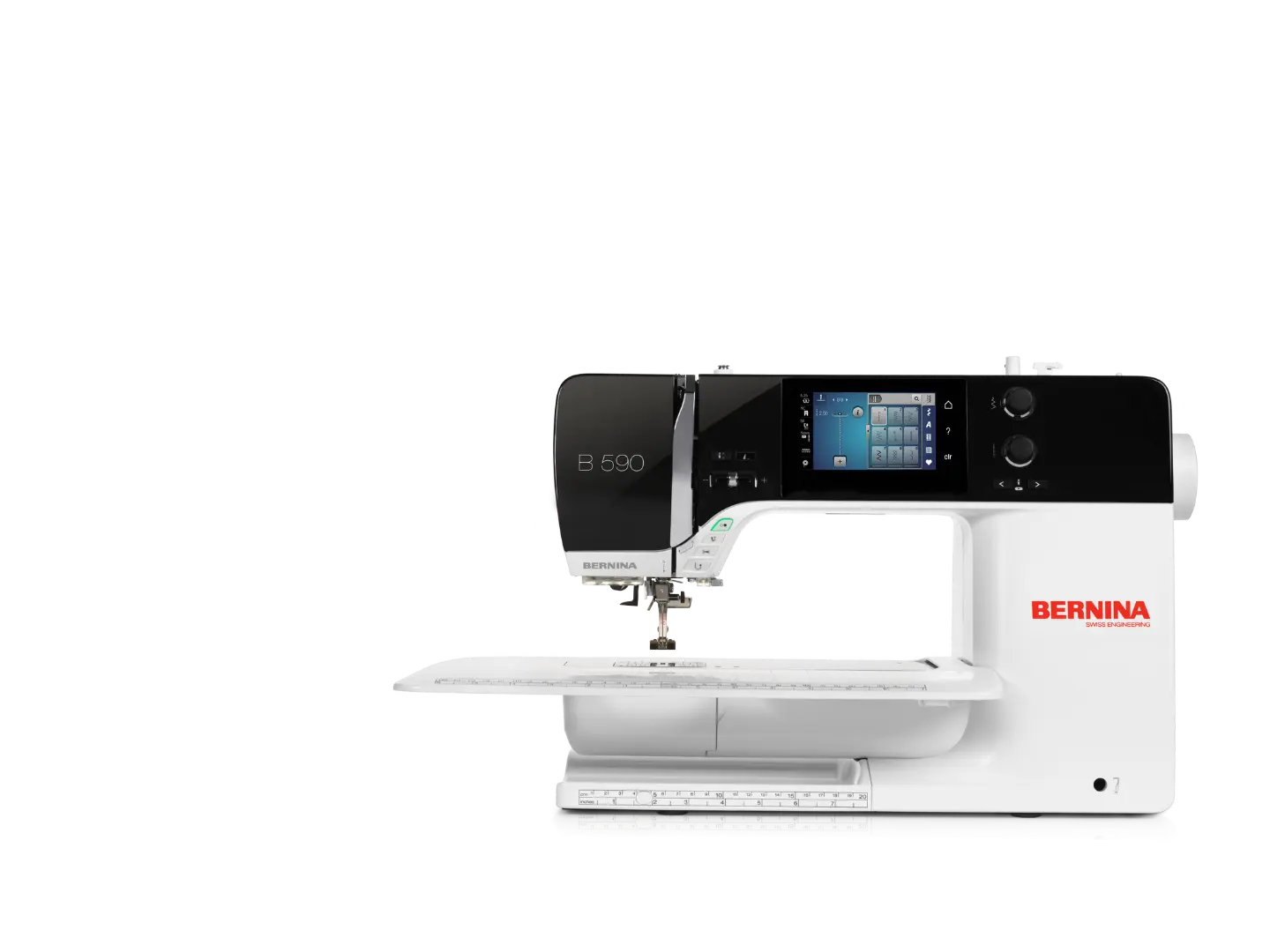 Bernina 590 – Machine à coudre – vue de face | Bernina Addict