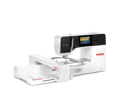 Bernina 590 – Machine à coudre – vue standard – avec module broderie | Bernina Addict