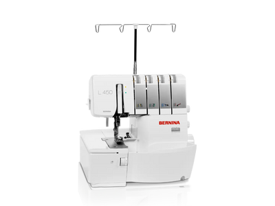 Bernina L 450 – Surjeteuse – vue atelier | Bernina Addict