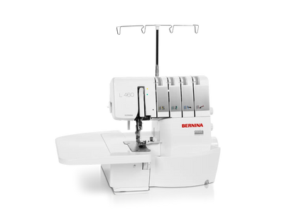 Bernina L 460 – Surjeteuse – vue atelier | Bernina Addict