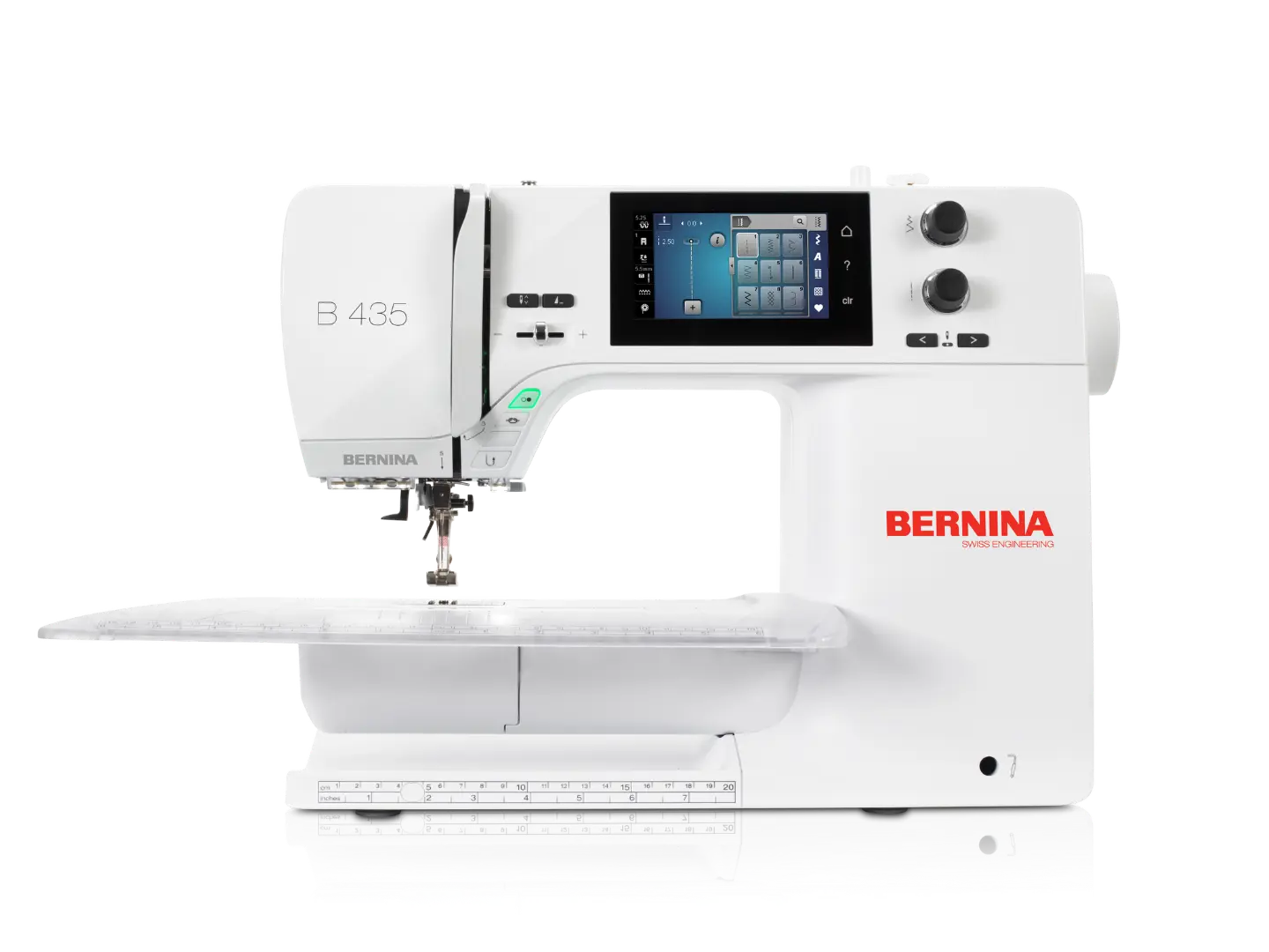 Bernina 435 – Machine à coudre – vue de face – avec table rallonge | Bernina Addict