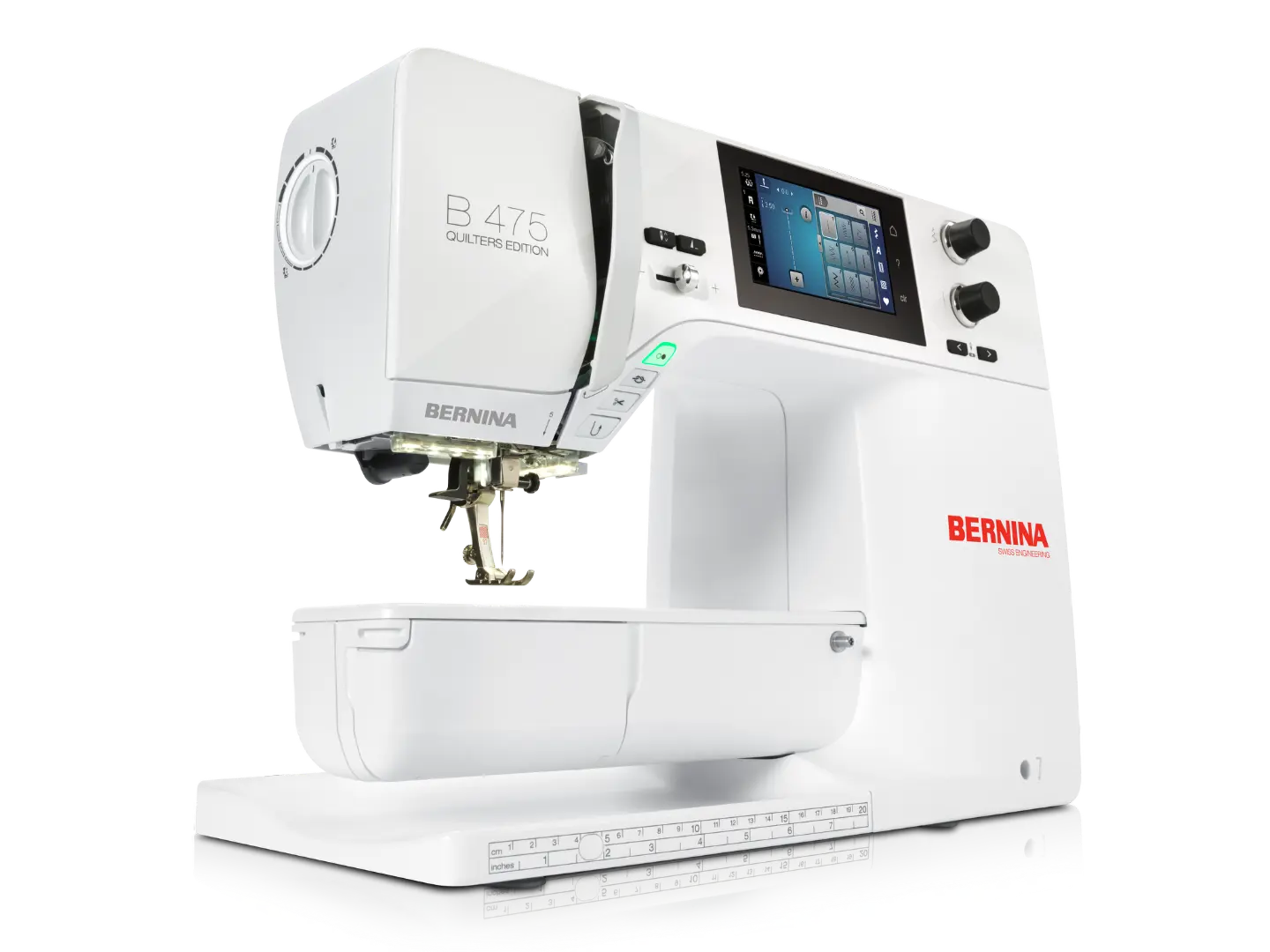 Bernina 475 QE – Machine à quilter – vue dynamique | Bernina Addict