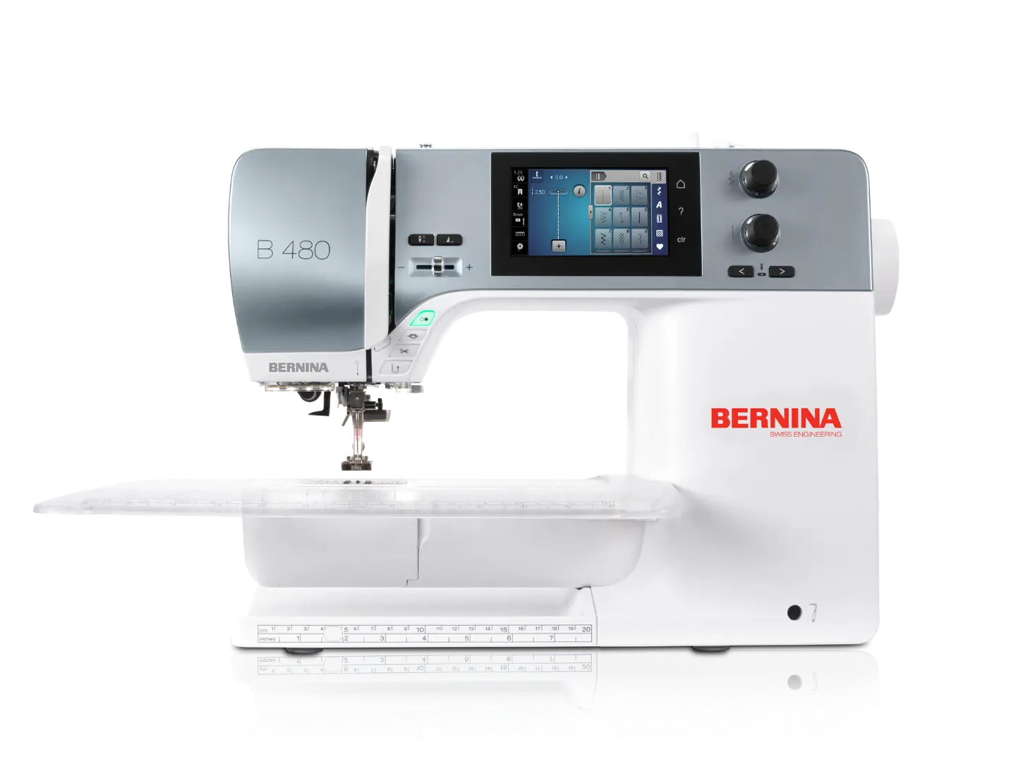 Bernina 480 – Machine à coudre – vue de face – avec table rallonge | Bernina Addict