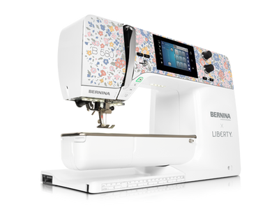 Bernina 580 Liberty Edition – machine à coudre et broder – façade Glen Lyon Blooms | Bernina Addict