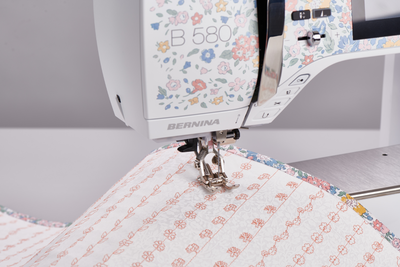 Bernina 580 Liberty Edition – point décoratif Liberty en cours | Bernina Addict
