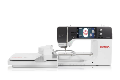 Bernina 790 PRO – Machine à coudre et broder – vue de face | Bernina Addict