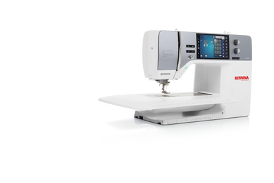 Bernina 770 QE PRO – Machine à quilter – vue atelier – avec table rallonge | Bernina Addict