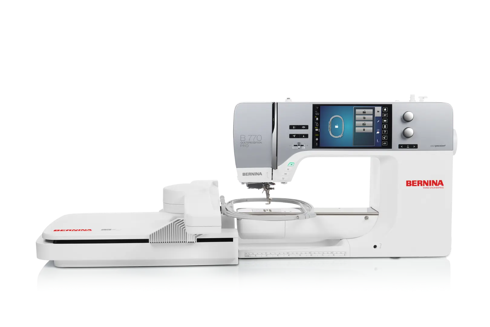 Bernina 770 QE PRO – Machine à quilter – vue de face | Bernina Addict