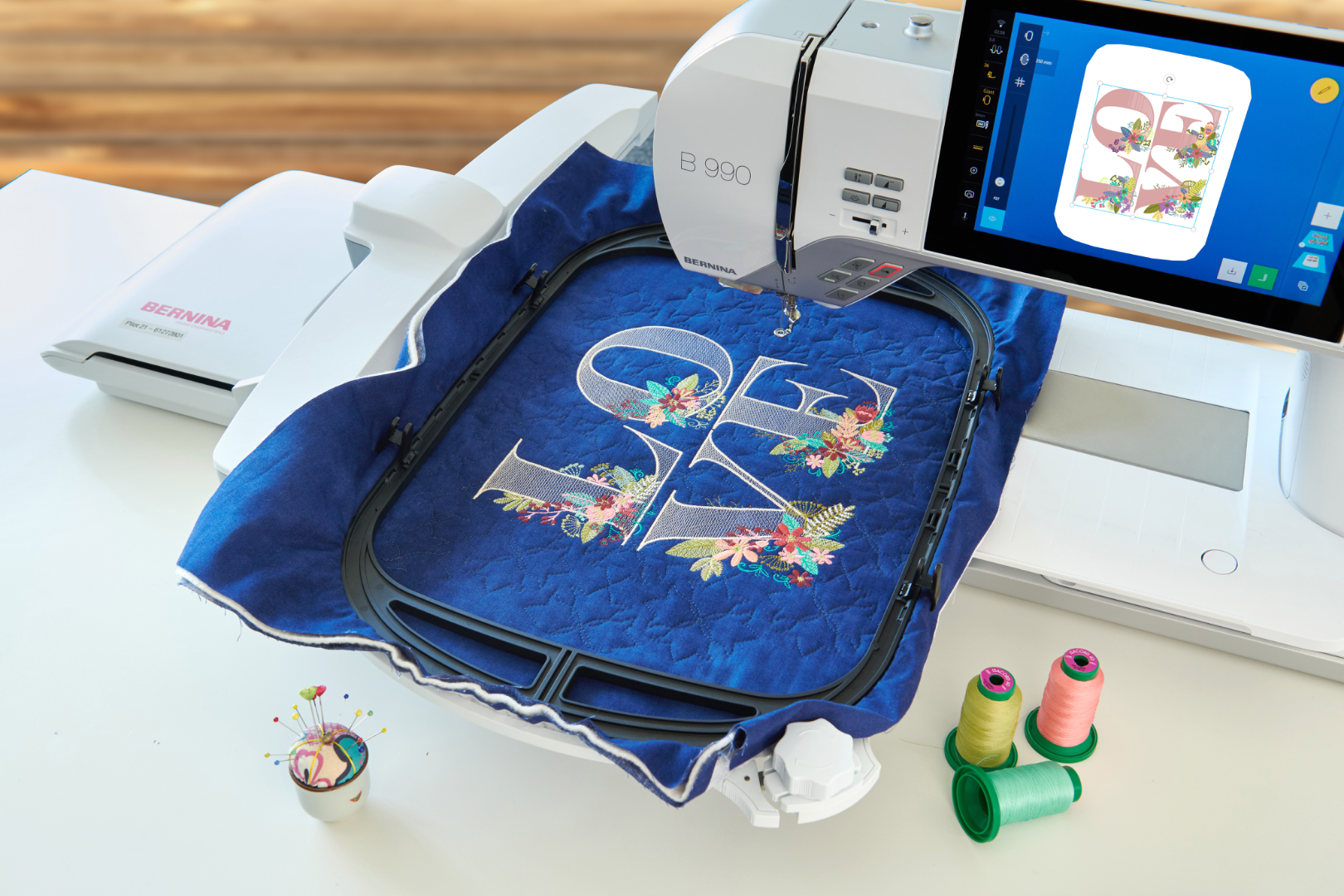Cadre géant XL pour BERNINA 990 – surface de broderie 500×400 mm