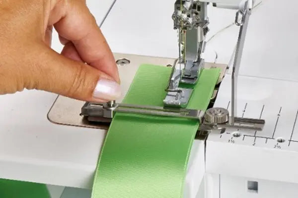 Guide-ruban réglable BERNINA ADDICT